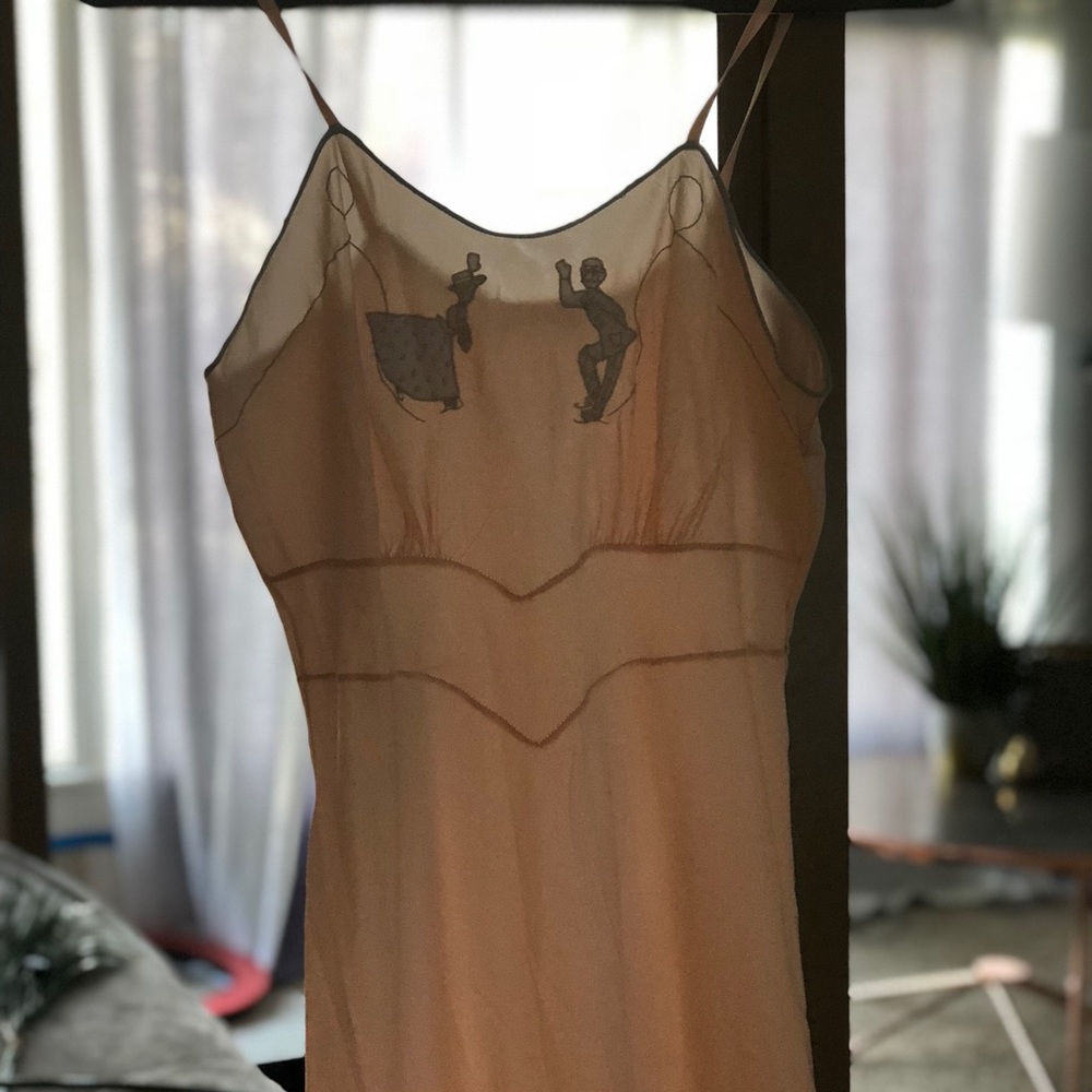 Pale pink vintage #bertandmary nightgown size 0-2